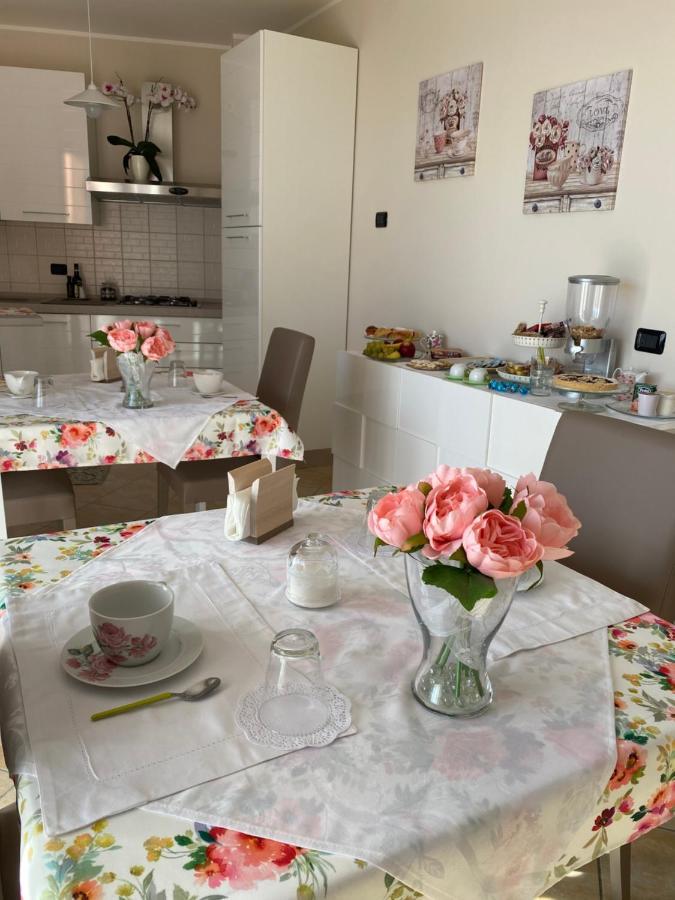 B&B Come A Casa Città Sant'Angelo Esterno foto