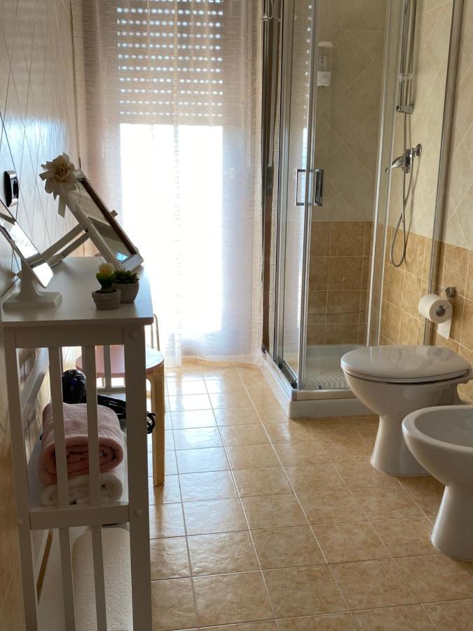 B&B Come A Casa Città Sant'Angelo Esterno foto
