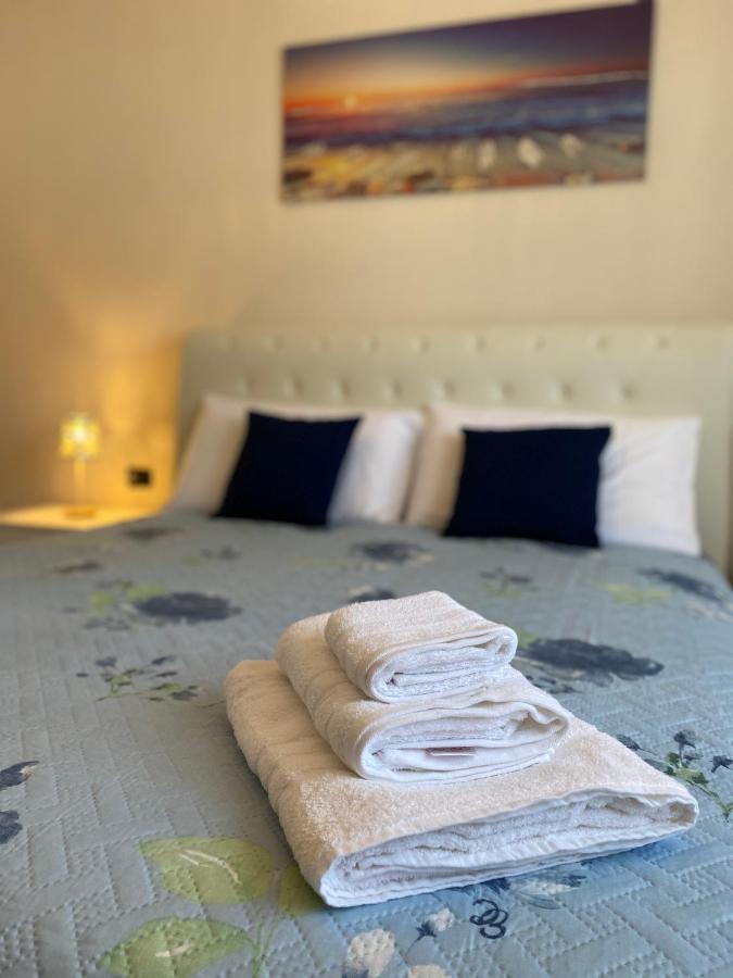 B&B Come A Casa Città Sant'Angelo Esterno foto