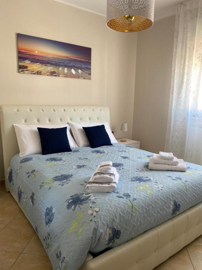 B&B Come A Casa Città Sant'Angelo Esterno foto
