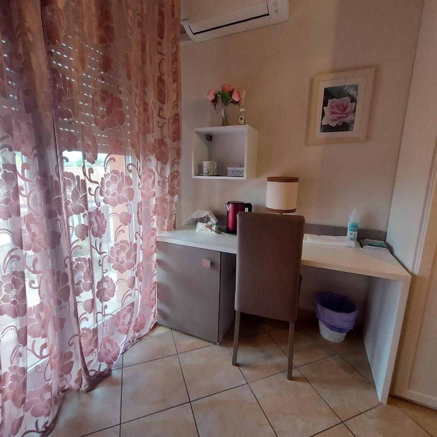 B&B Come A Casa Città Sant'Angelo Esterno foto